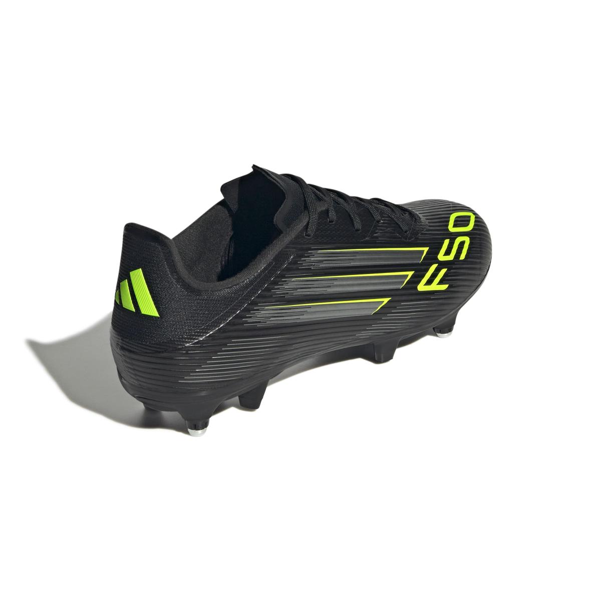 product/a/d/adidas_jh7730_6_footwear_photography_back_lateral_top_view_white-nw091625.jpg