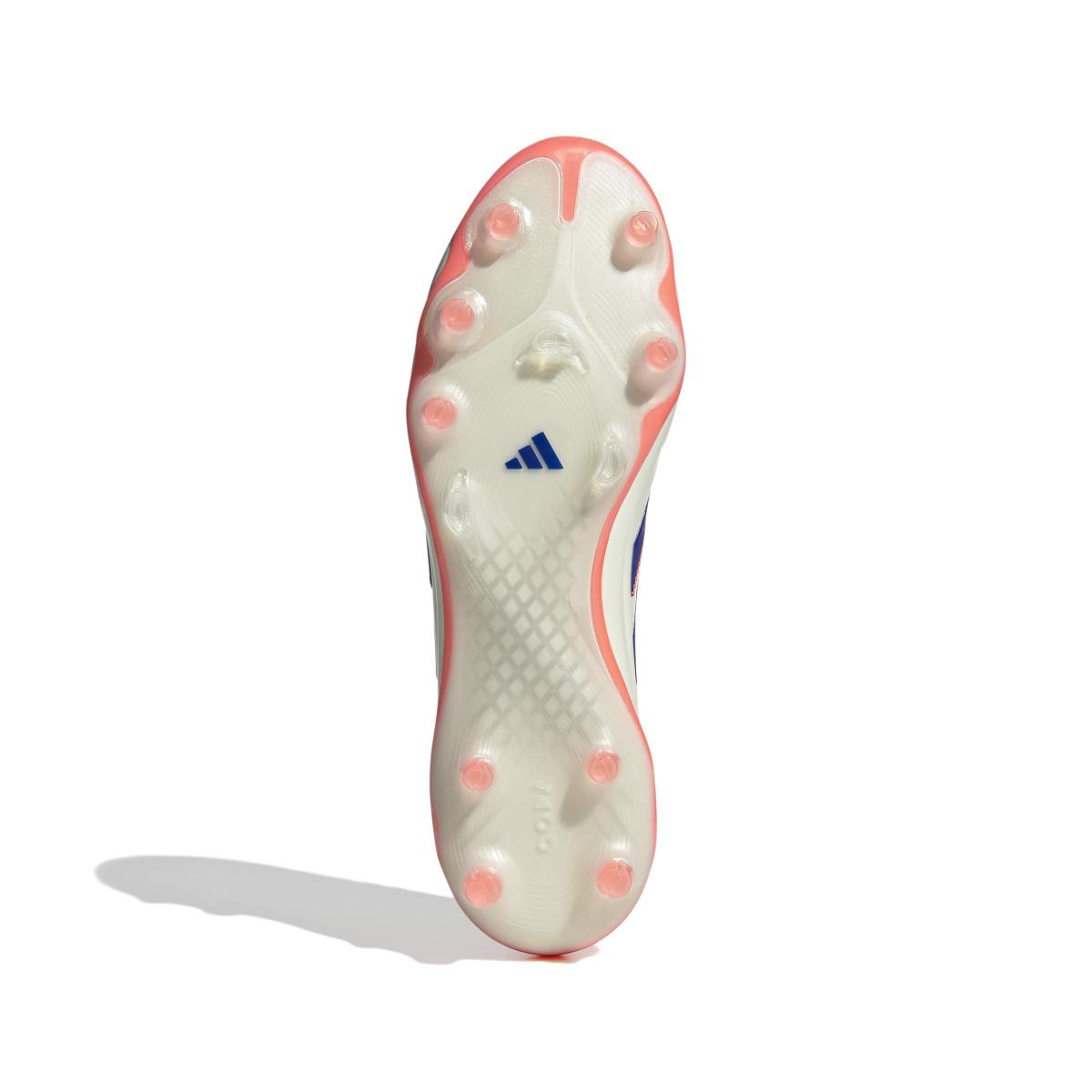 product/a/d/adidas_jh8728_3_footwear_photography_bottom_view_white-nw091625.jpg
