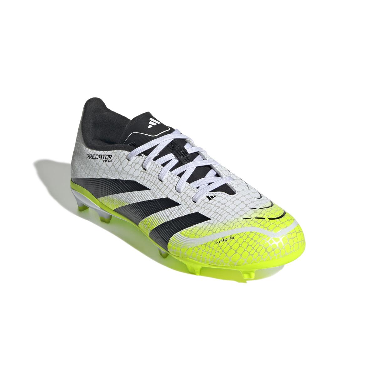 product/a/d/adidas_ji1125_5_footwear_photography_front_lateral_top_view_white-nw091625.jpg