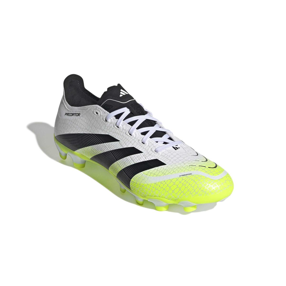 product/a/d/adidas_ji1140_5_footwear_photography_front_lateral_top_view_white-nw091625.jpg