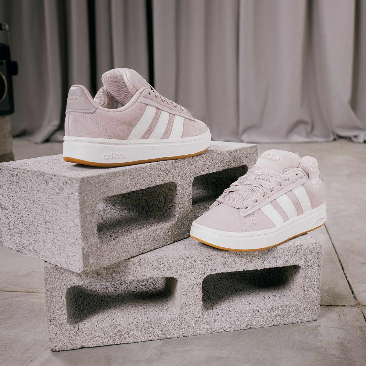 product/a/d/adidas_ji1719_15_footwear_photography_heromrktng_view_3-nw091625.jpg