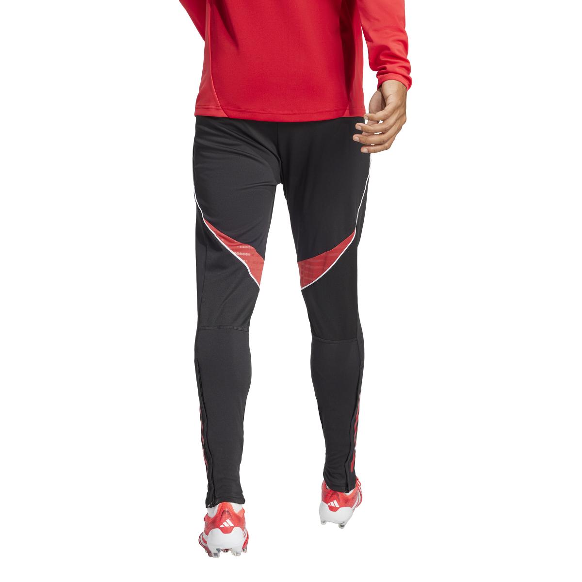 product/a/d/adidas_ji6496_black-tepore_4.jpg