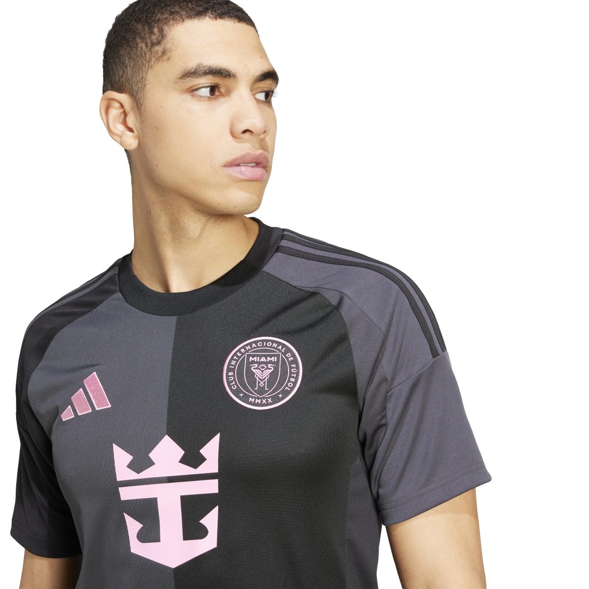 product/a/d/adidas_ji6821_black_7.jpg