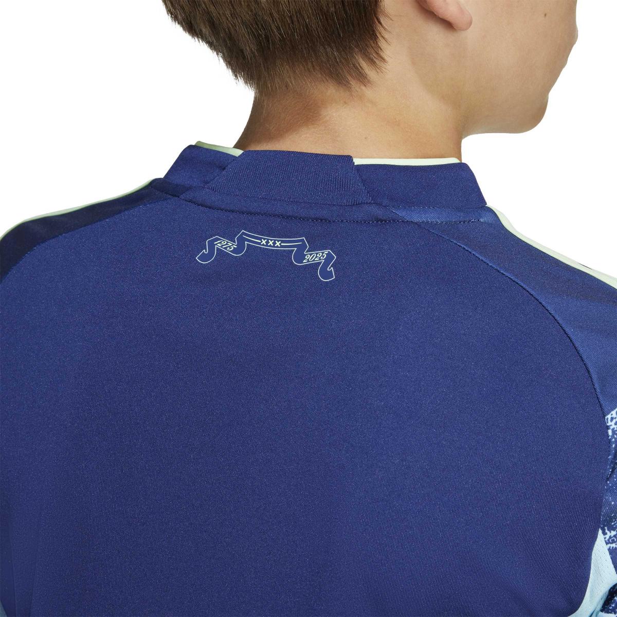 product/a/d/adidas_ji7218_7_apparel_on_model_detail_view_2_white.jpg