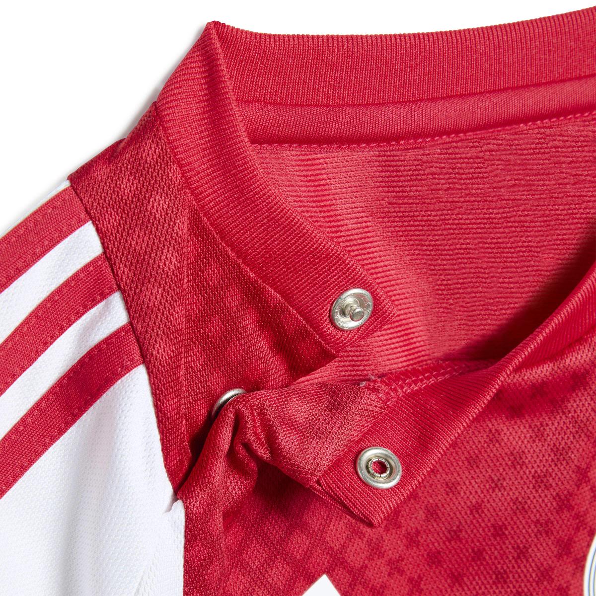 product/a/d/adidas_ji9575_4_apparel_photography_detail_view_2_white.jpg