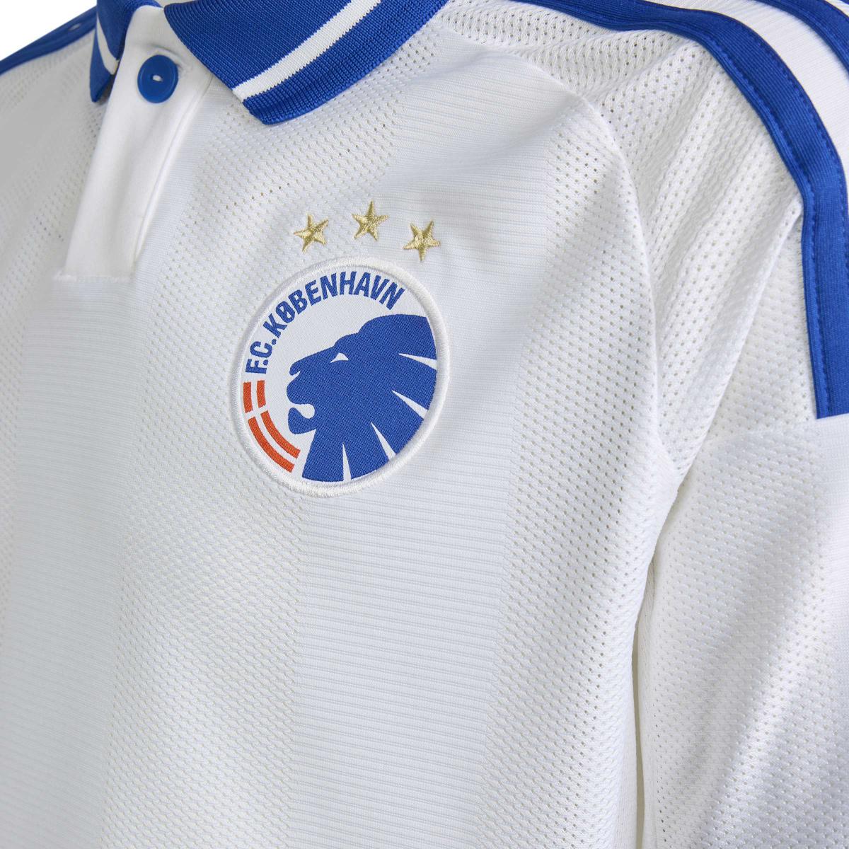 product/a/d/adidas_jj4313_5_apparel_photography_detail_view_2_white.jpg