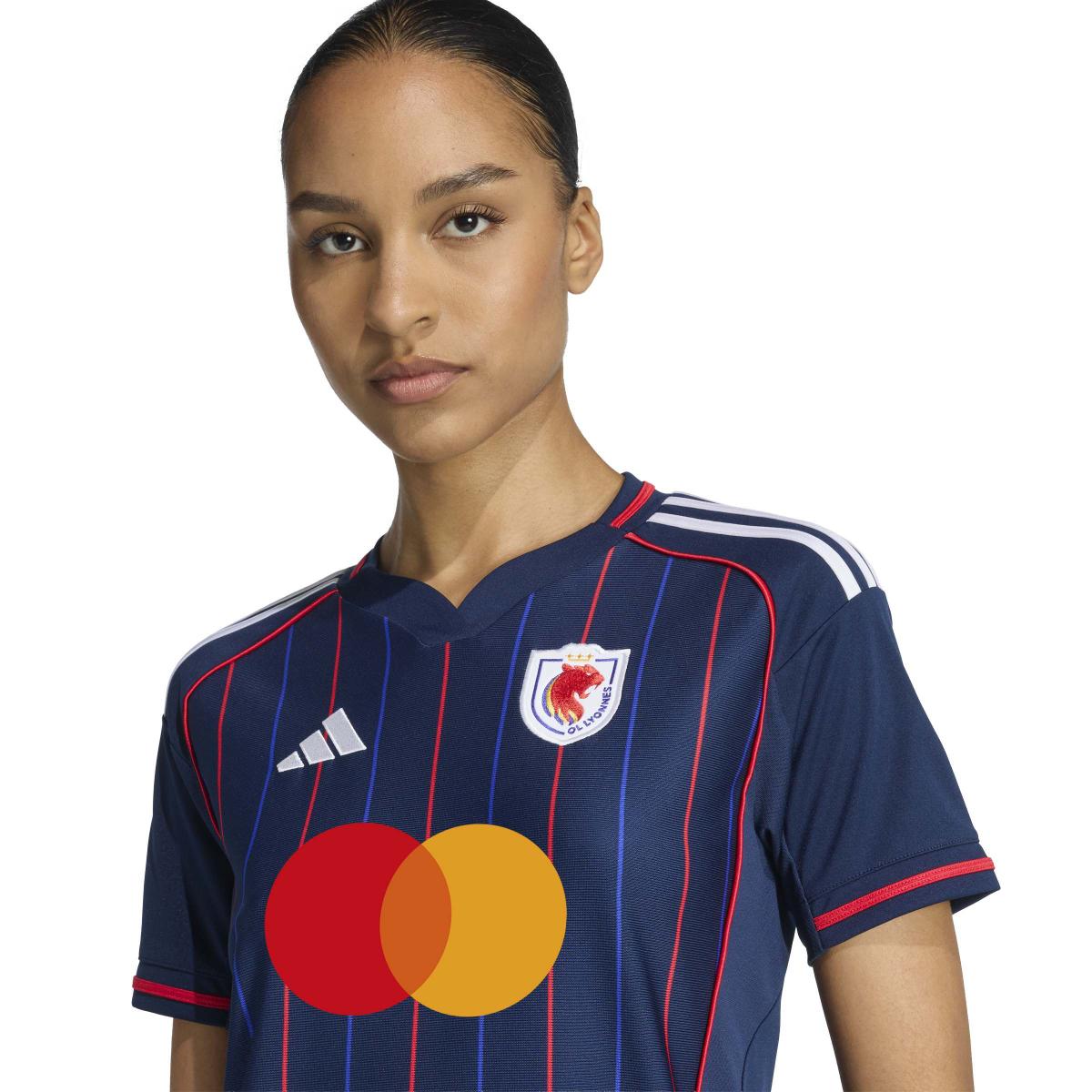 product/a/d/adidas_jl1908_6_apparel_on_model_detail_view_1_white.jpg