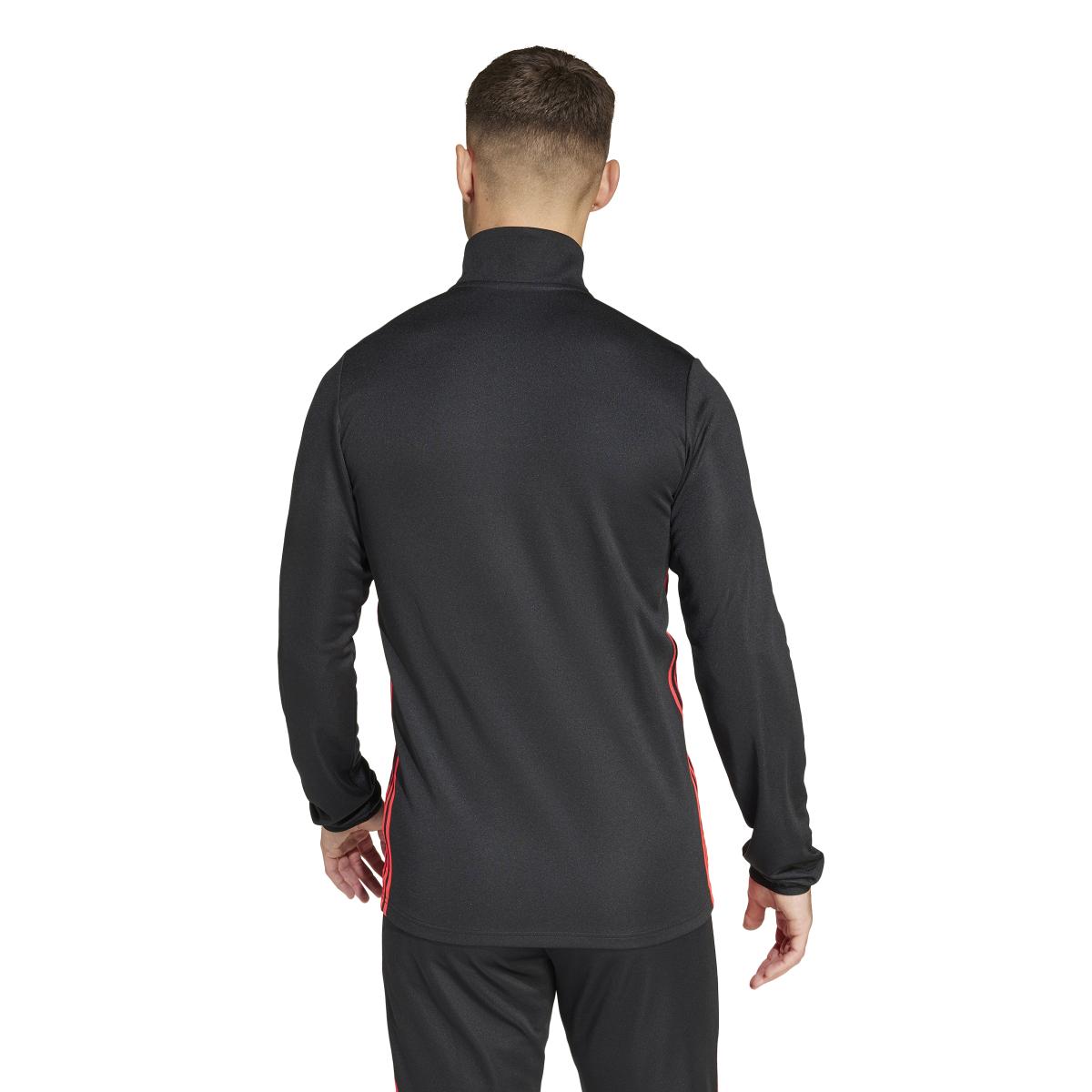product/a/d/adidas_jm3590_black-lucred_8.jpg