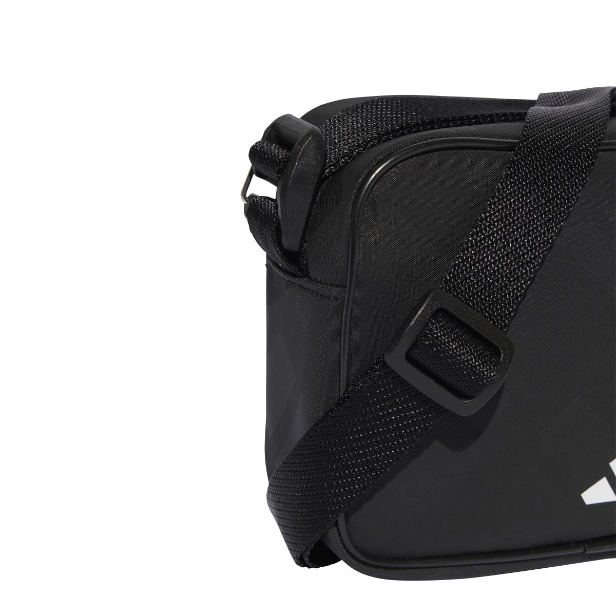 product/a/d/adidas_jm3720_black-white_10.jpg
