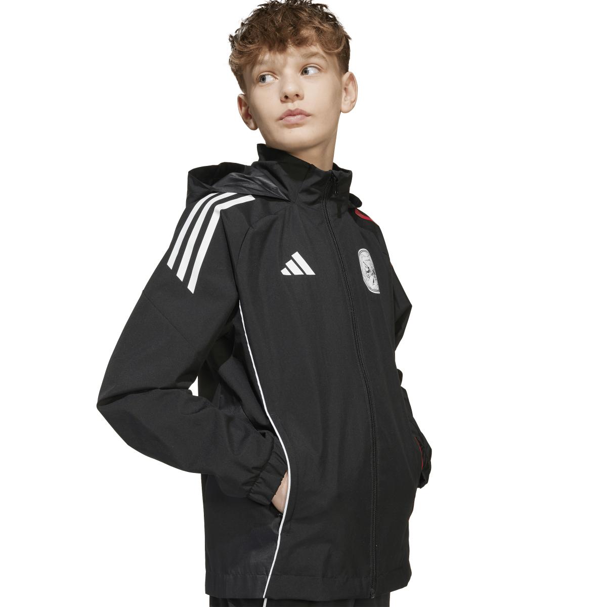 product/a/d/adidas_jn0245_black-white-bolred_5.jpg
