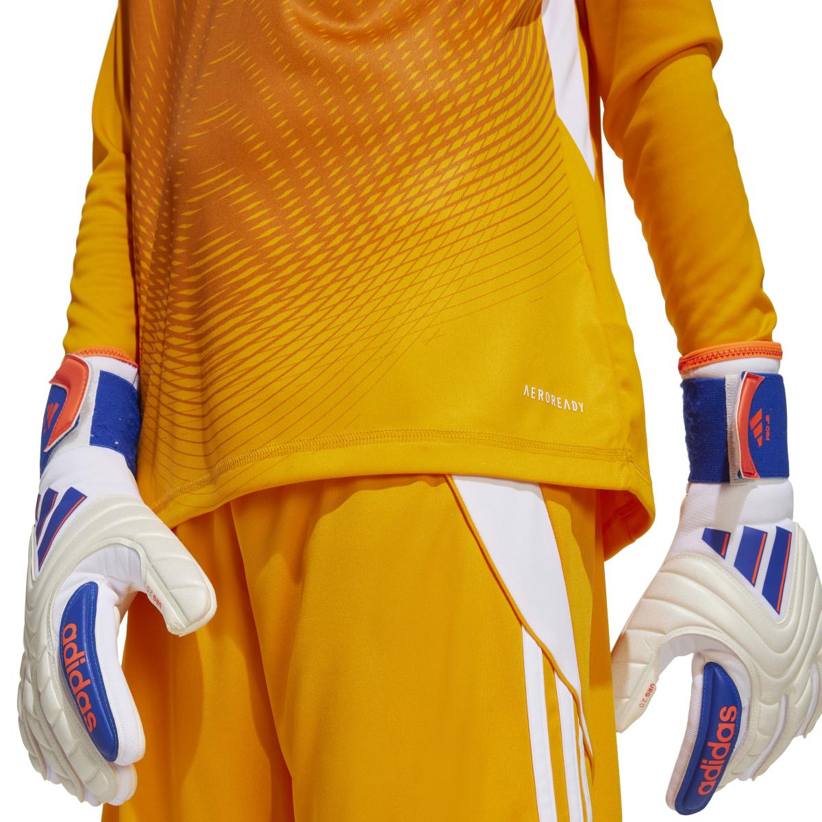 product/a/d/adidas_jn4500_creora_16.jpg