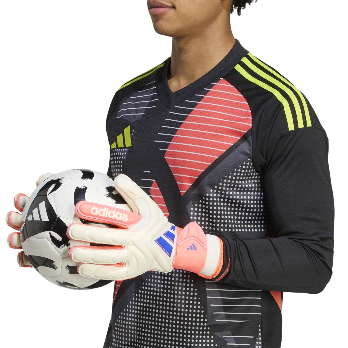 product/a/d/adidas_jn5336_owhite-lucblu-sigcor_4.jpg