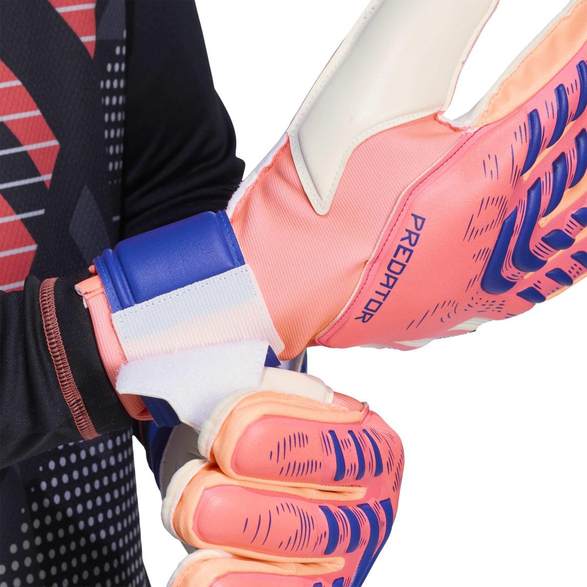 product/a/d/adidas_jn5352_3_hardware_on_model_detail_view_2_white.jpg