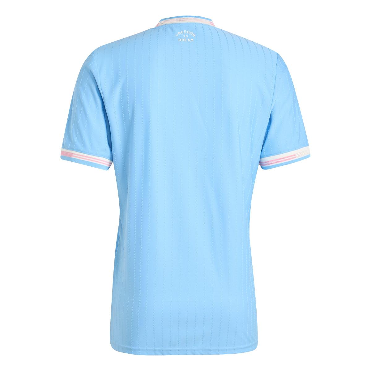 product/a/d/adidas_jn8479_3_apparel_photography_back_center_view_white.jpg