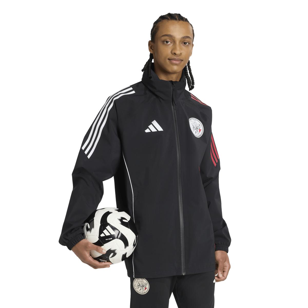 product/a/d/adidas_jp1756_black-white-bolred_4.jpg