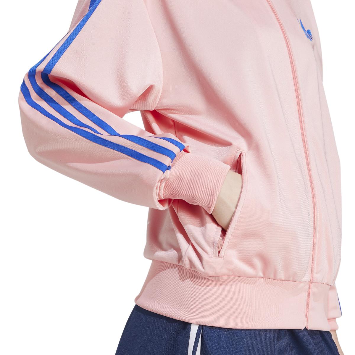product/a/d/adidas_jp2302_6_apparel_on_model_detail_view_2_white.jpg