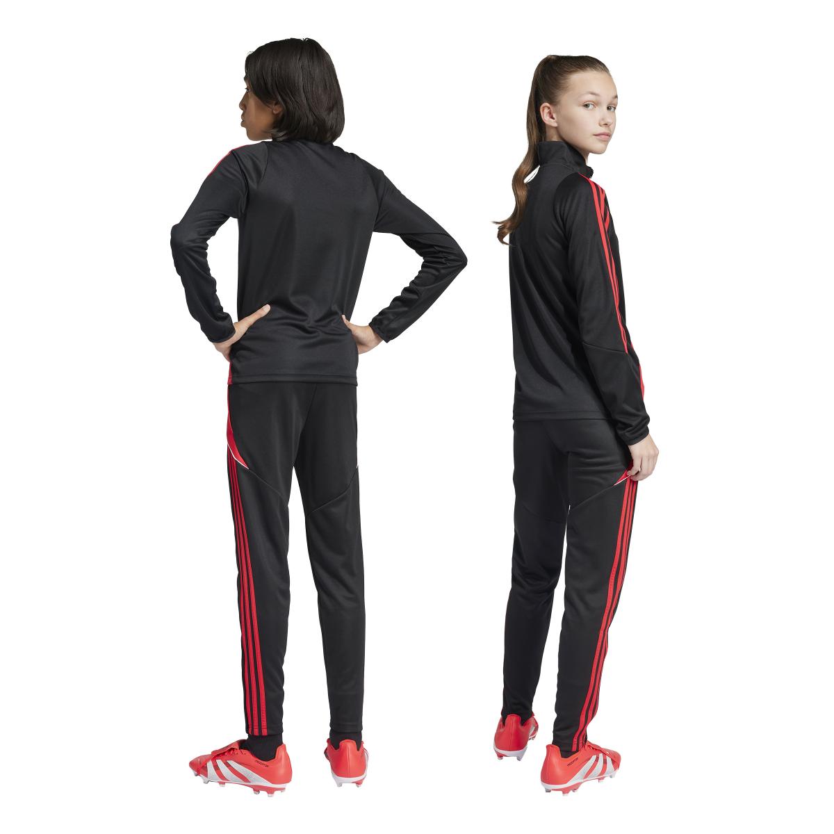 product/a/d/adidas_jp2490_black-purrub_7.jpg