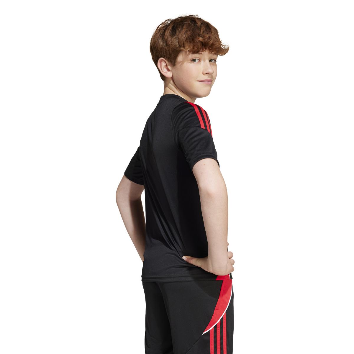 product/a/d/adidas_jp2496_black-purrub_4.jpg