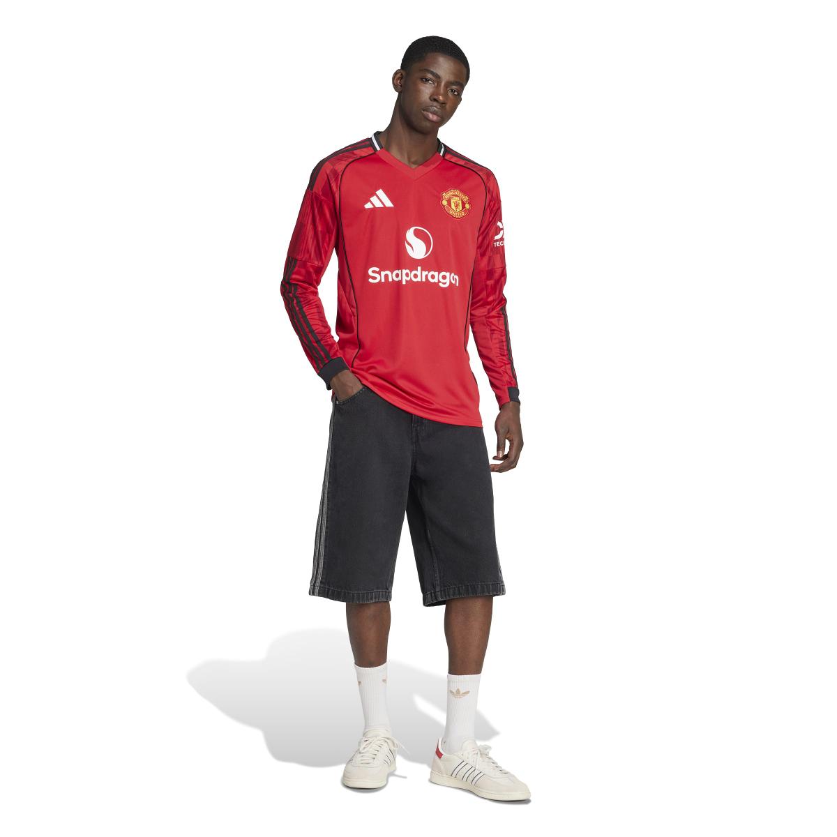 product/a/d/adidas_jp3037_5_apparel_on_model_walking_view_white.jpg