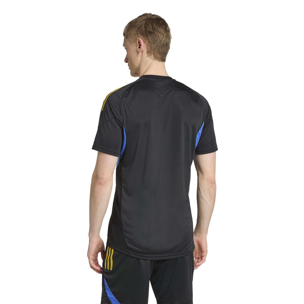 product/a/d/adidas_jp3136_4_apparel_on_model_back_view_white.jpg