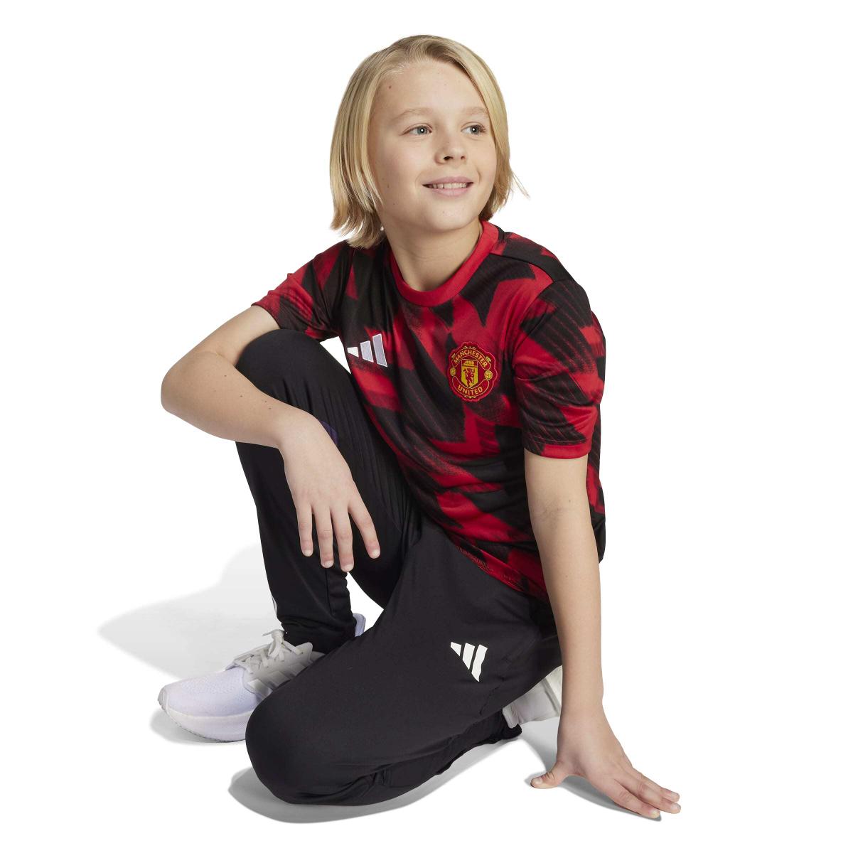 product/a/d/adidas_jp3235_6_apparel_on_model_detail_view_1_white.jpg