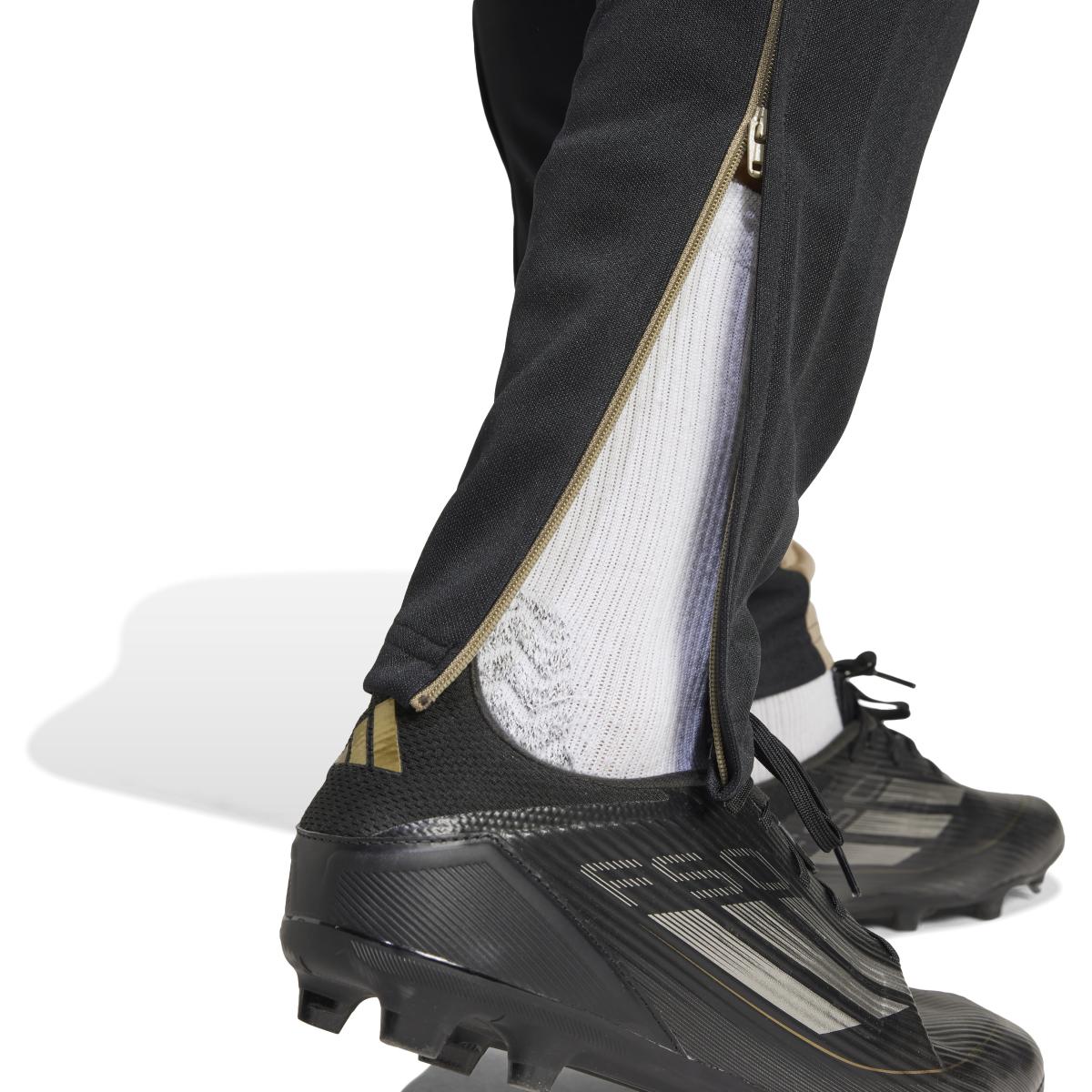 product/a/d/adidas_jp3374_7_apparel_on_model_detail_view_2_white.jpg