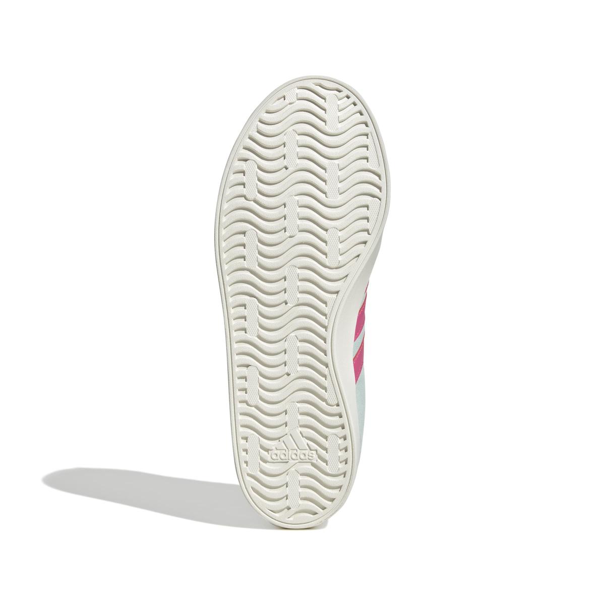 product/a/d/adidas_jp5326_4_footwear_photography_bottom_view_white-nw091625.jpg