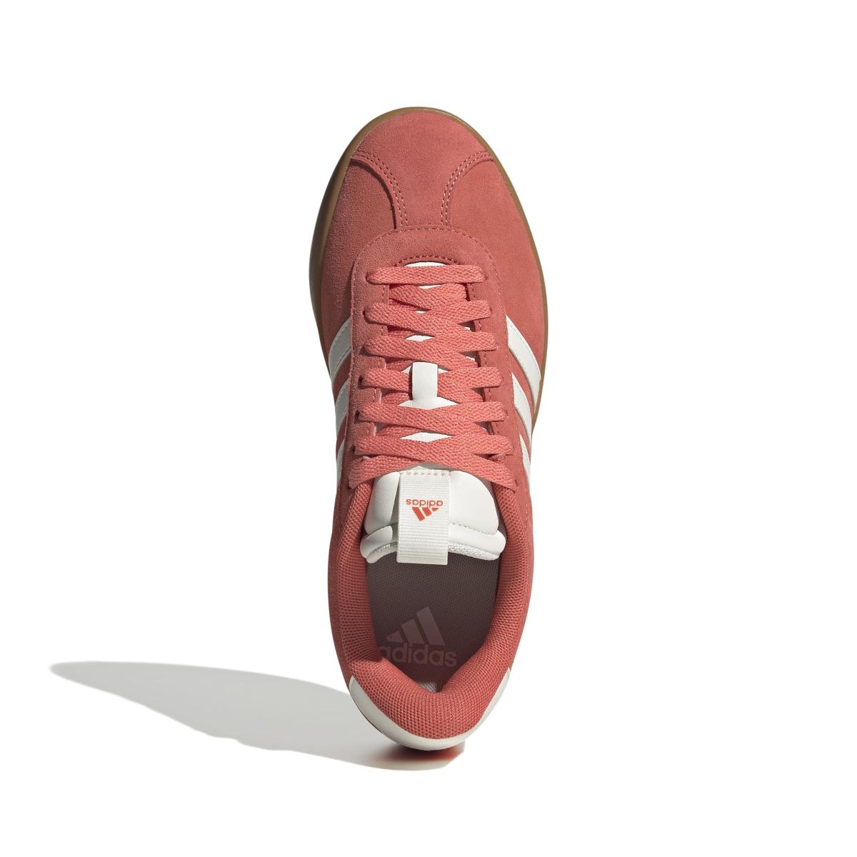product/a/d/adidas_jp5327_3_footwear_photography_top_portrait_view_white-nw091625.jpg