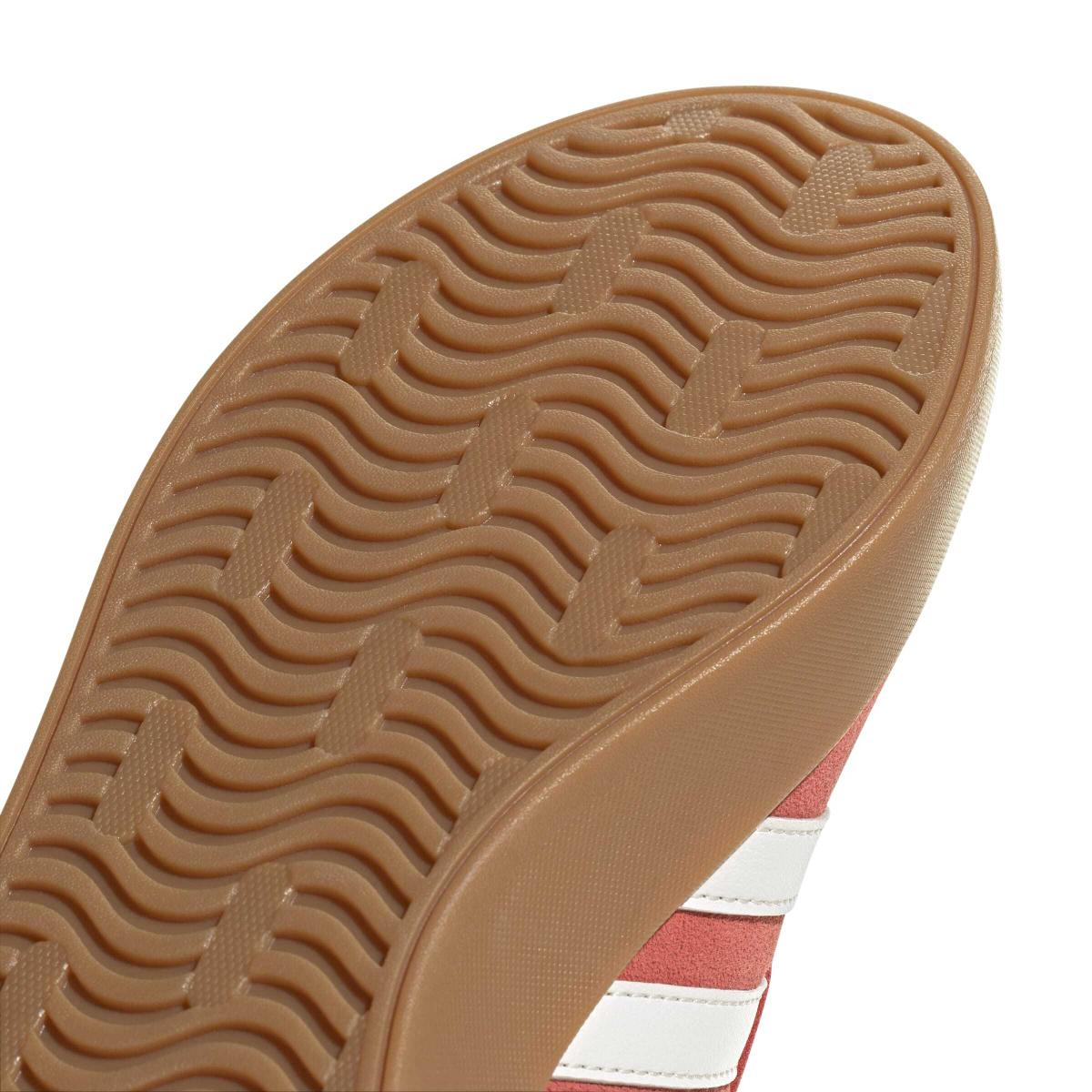 product/a/d/adidas_jp5327_9_footwear_photography_detail_view_2_white-nw091625.jpg