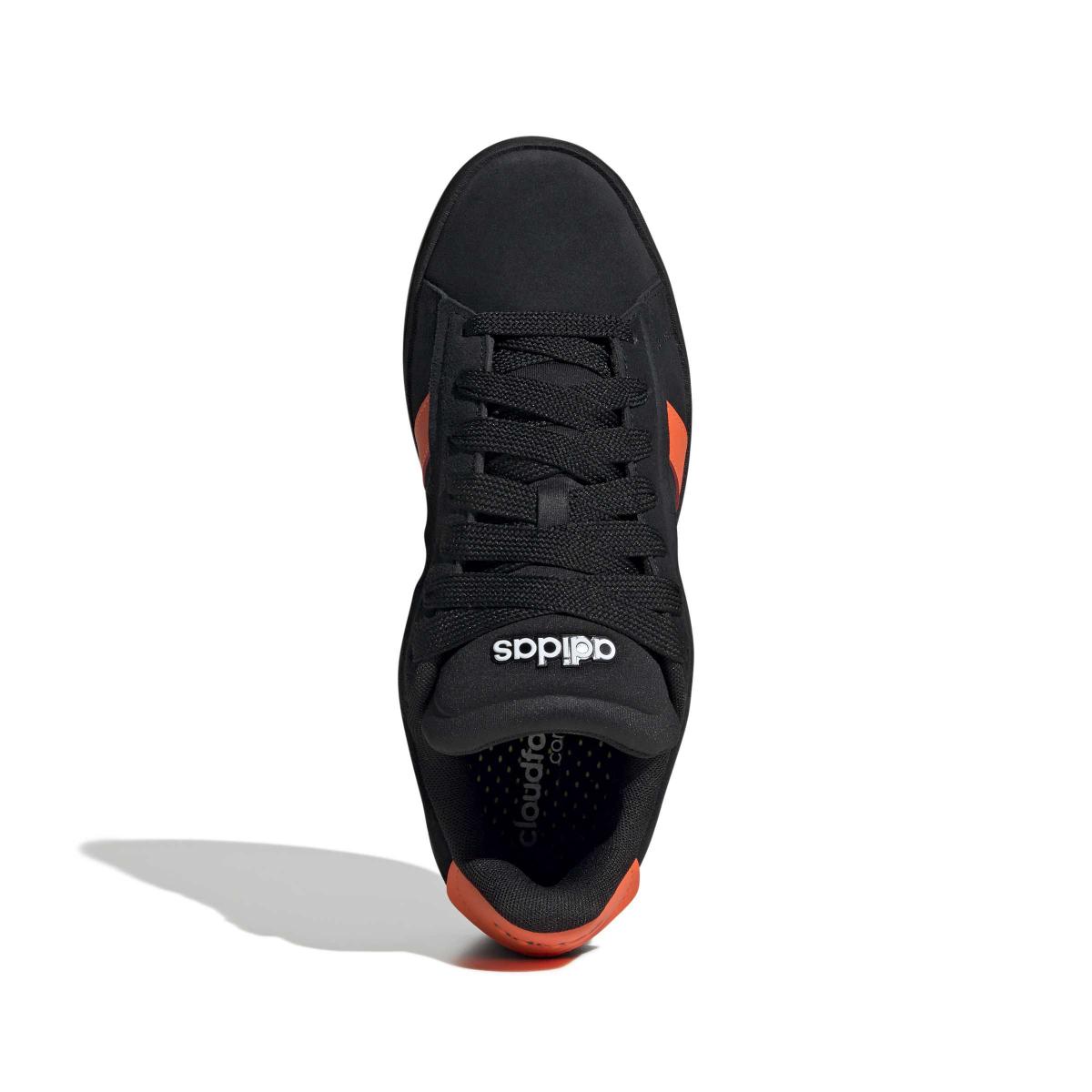 product/a/d/adidas_jp7532_3_footwear_photography_top_portrait_view_white-nw091625.jpg
