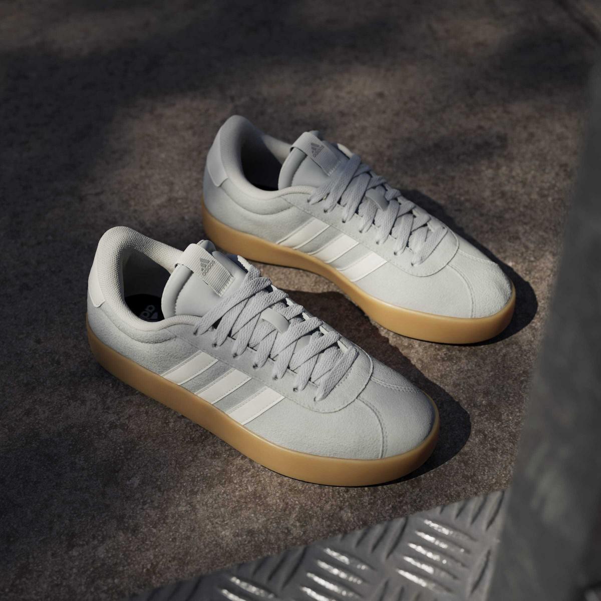 product/a/d/adidas_jp7539_18_footwear_photography_heromrktng_view_5-nw091625.jpg