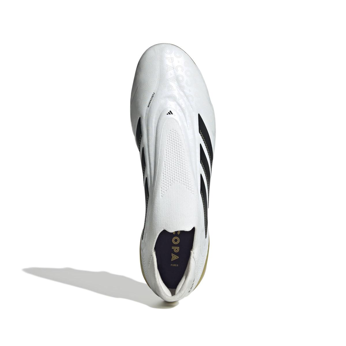 product/a/d/adidas_jq1778_2_footwear_photography_top_portrait_view_white-nw091625.jpg