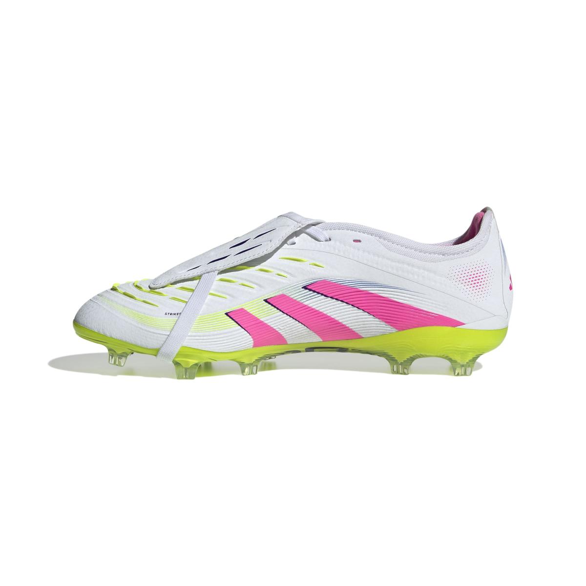 product/a/d/adidas_jr0440_4_footwear_photography_side_medial_center_view_white-nw091625.jpg
