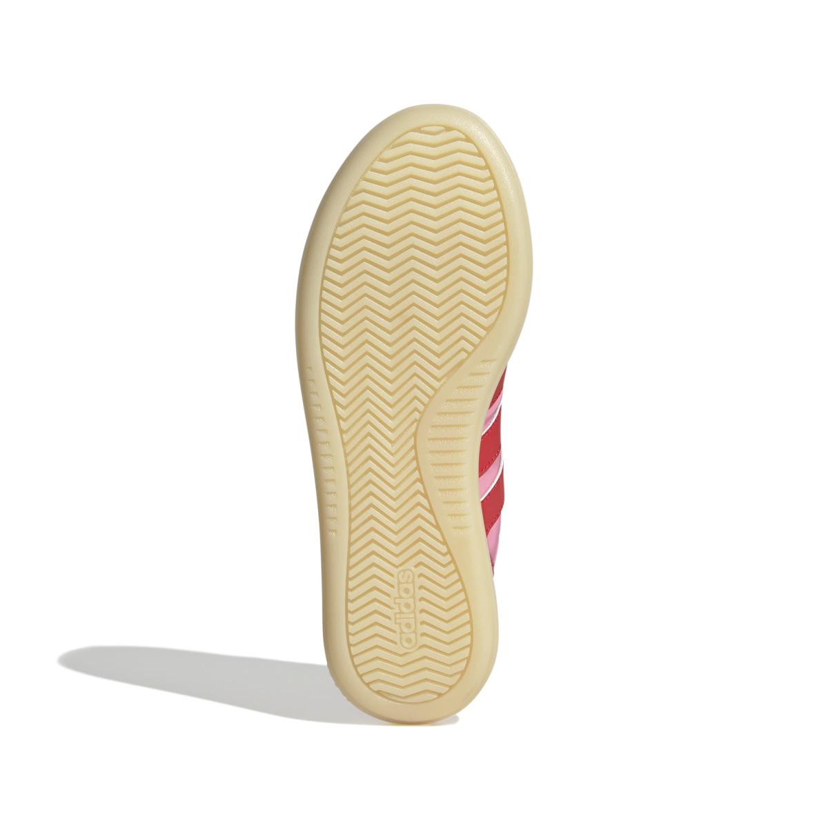 product/a/d/adidas_jr1217_4_footwear_photography_bottom_view_white-nw091625.jpg