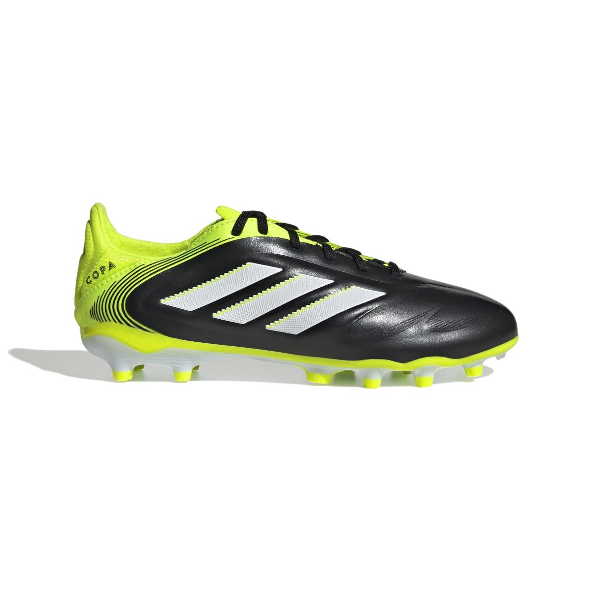 product/a/d/adidas_jr2850_1_footwear_photography_side_lateral_center_view_white-nw091625.jpg