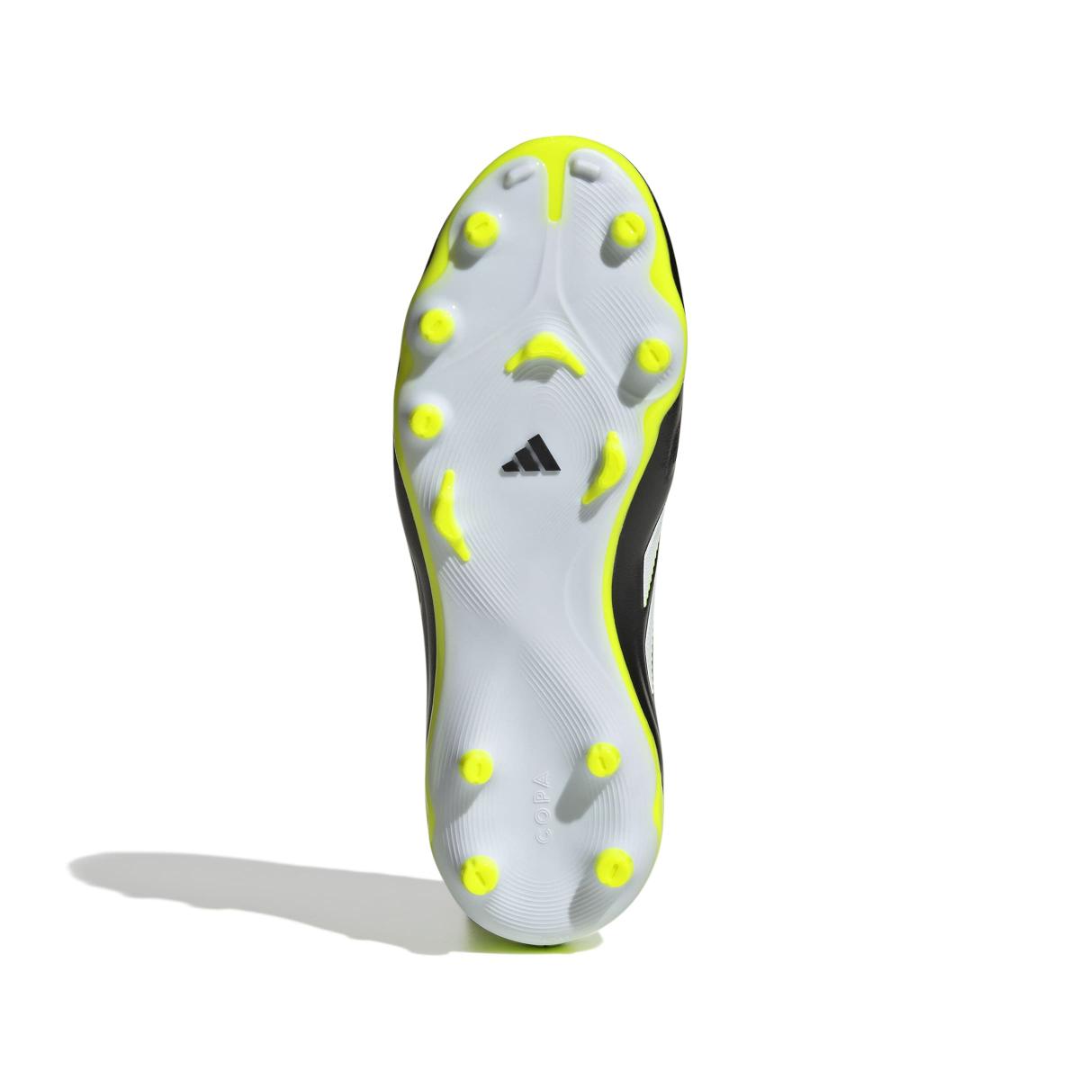 product/a/d/adidas_jr2850_3_footwear_photography_bottom_view_white-nw091625.jpg