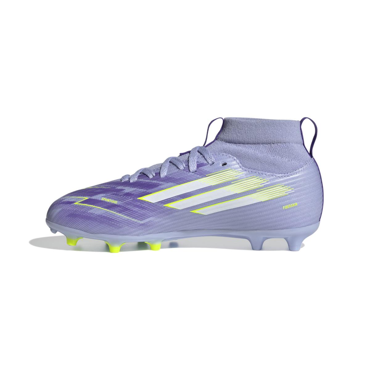 product/a/d/adidas_jr3959_4_footwear_photography_side_medial_center_view_white.jpg