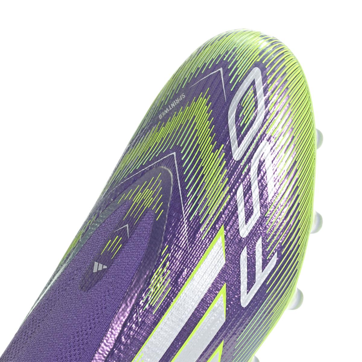 product/a/d/adidas_jr5364_7_footwear_photography_detail_view_1_white-nw091725.jpg