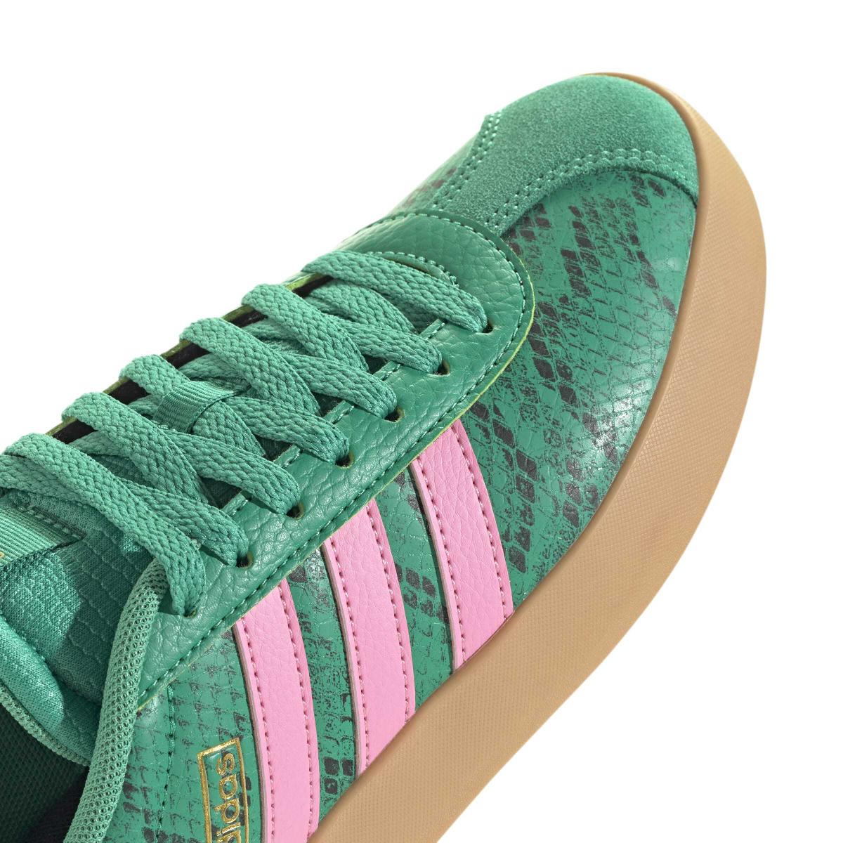 product/a/d/adidas_jr8668_9_footwear_photography_detail_view_2_white-nw091725.jpg
