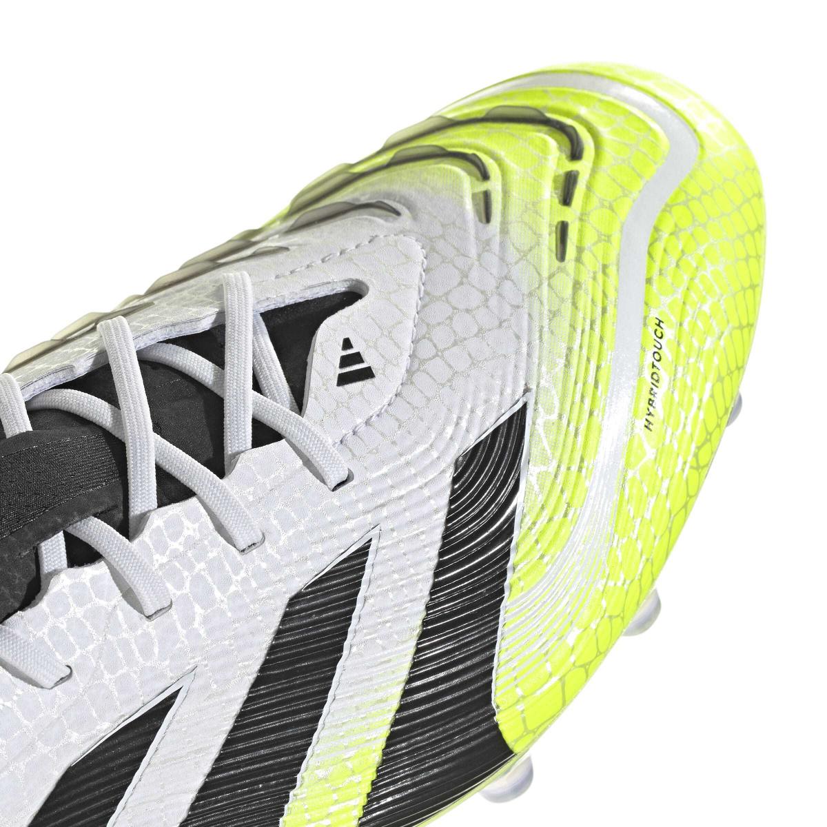 product/a/d/adidas_js0946_8_footwear_photography_detail_view_2_white-nw091725.jpg