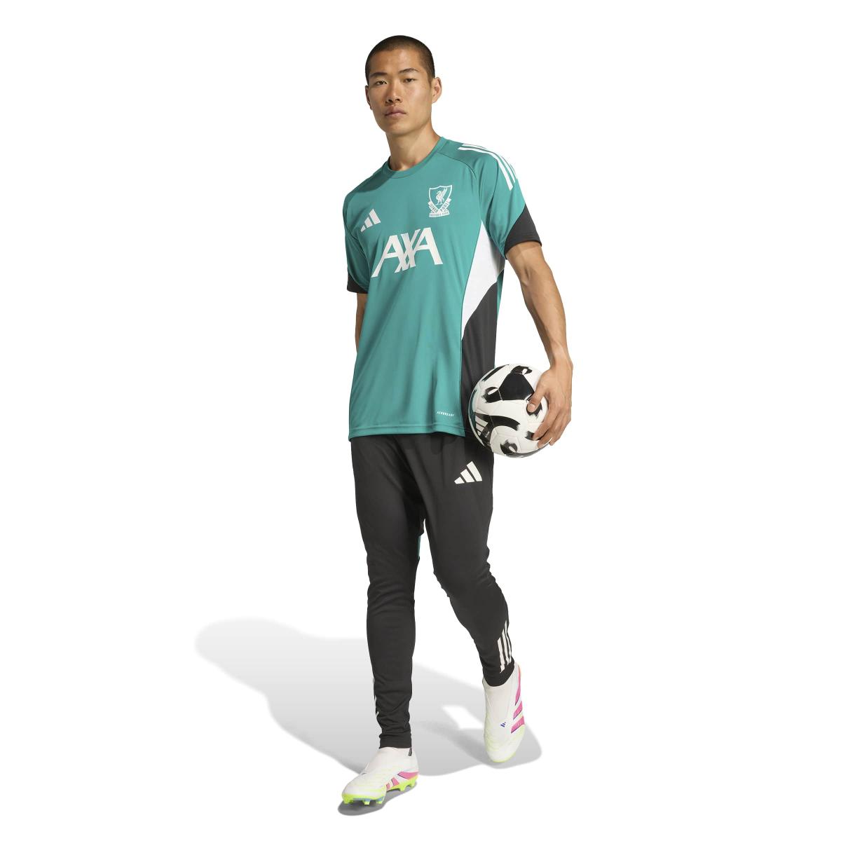 product/a/d/adidas_jv9008_6_apparel_on_model_standard_outfit_view_white.jpg