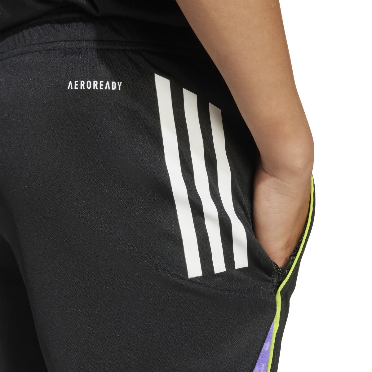 product/a/d/adidas_jw4362_black-purrus_5.jpg
