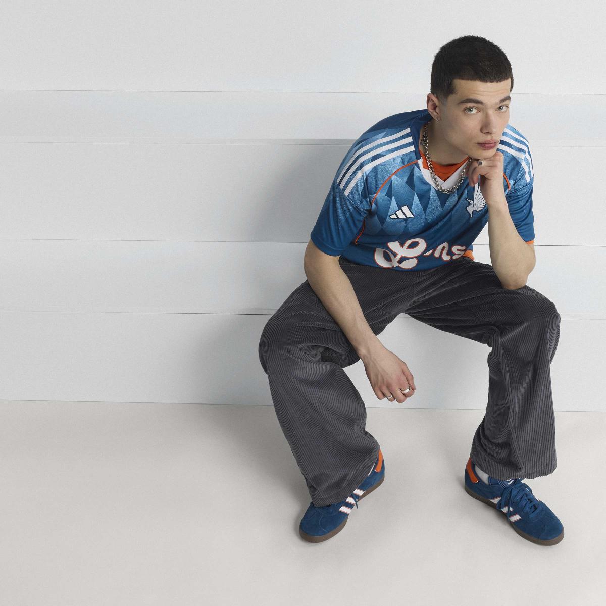product/a/d/adidas_jx8726_16_apparel_photography_heromrktng_view_9.jpg