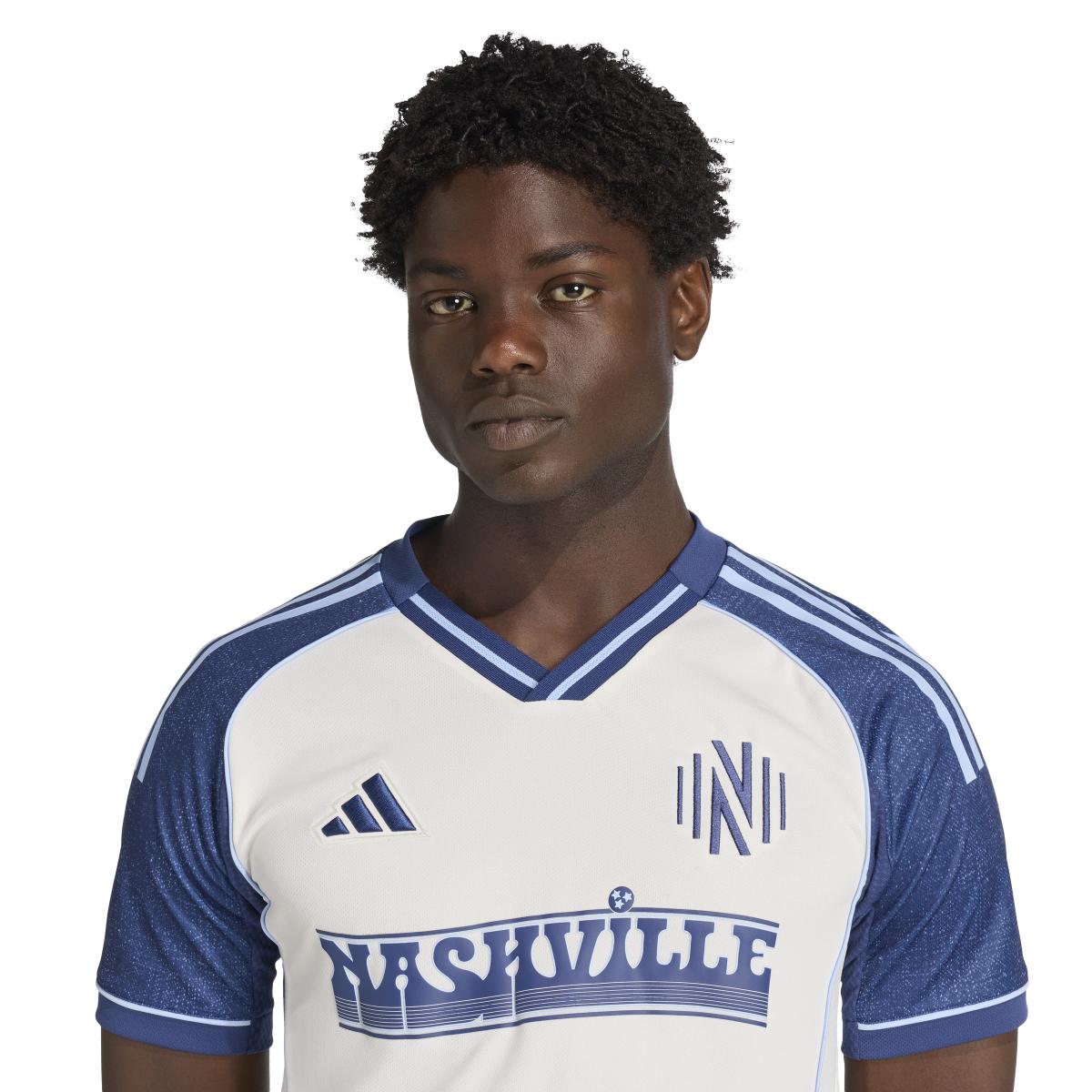 product/a/d/adidas_kc1247_cwhite_5.jpg