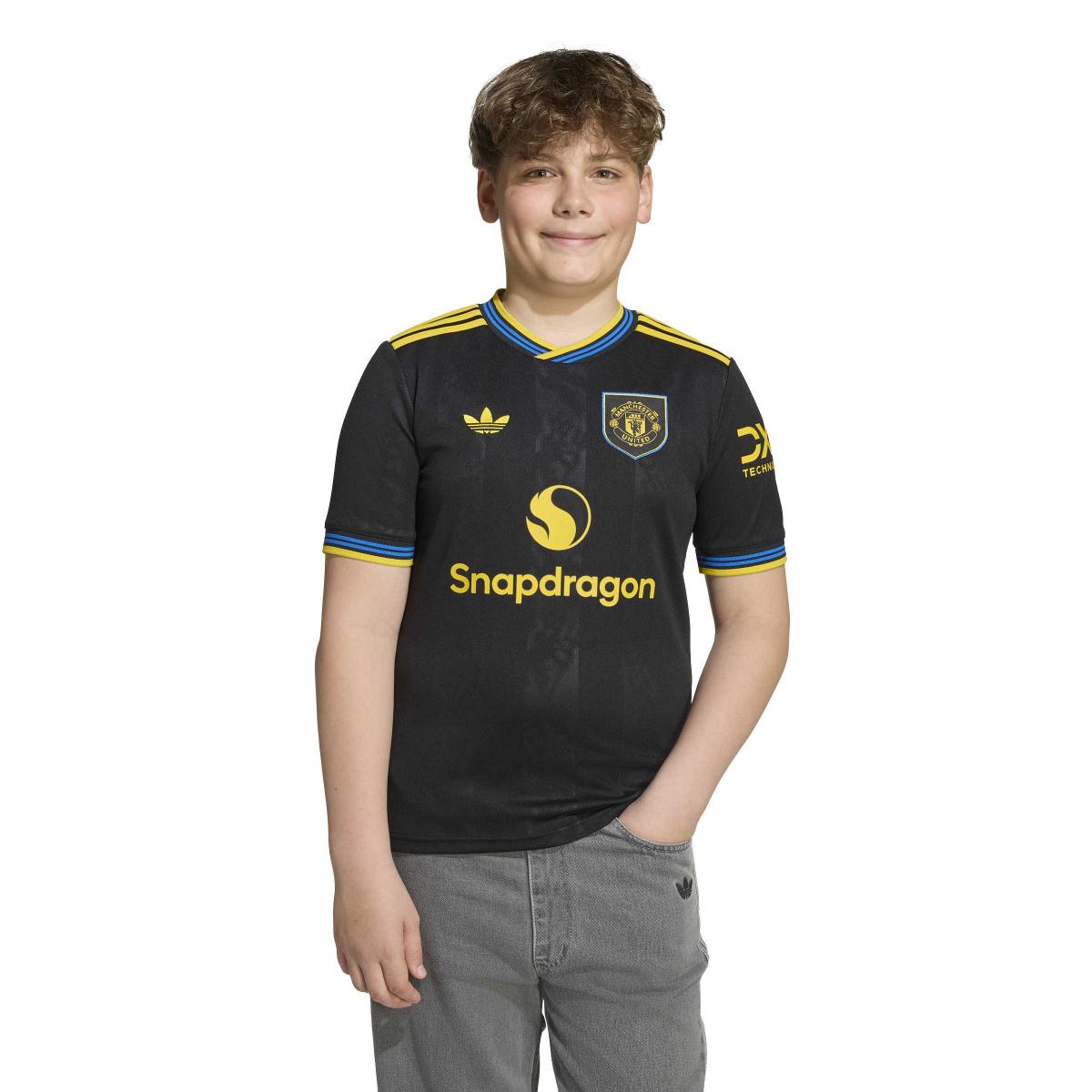 product/a/d/adidas_kd4227_3_apparel_on_model_standard_view_white.jpg