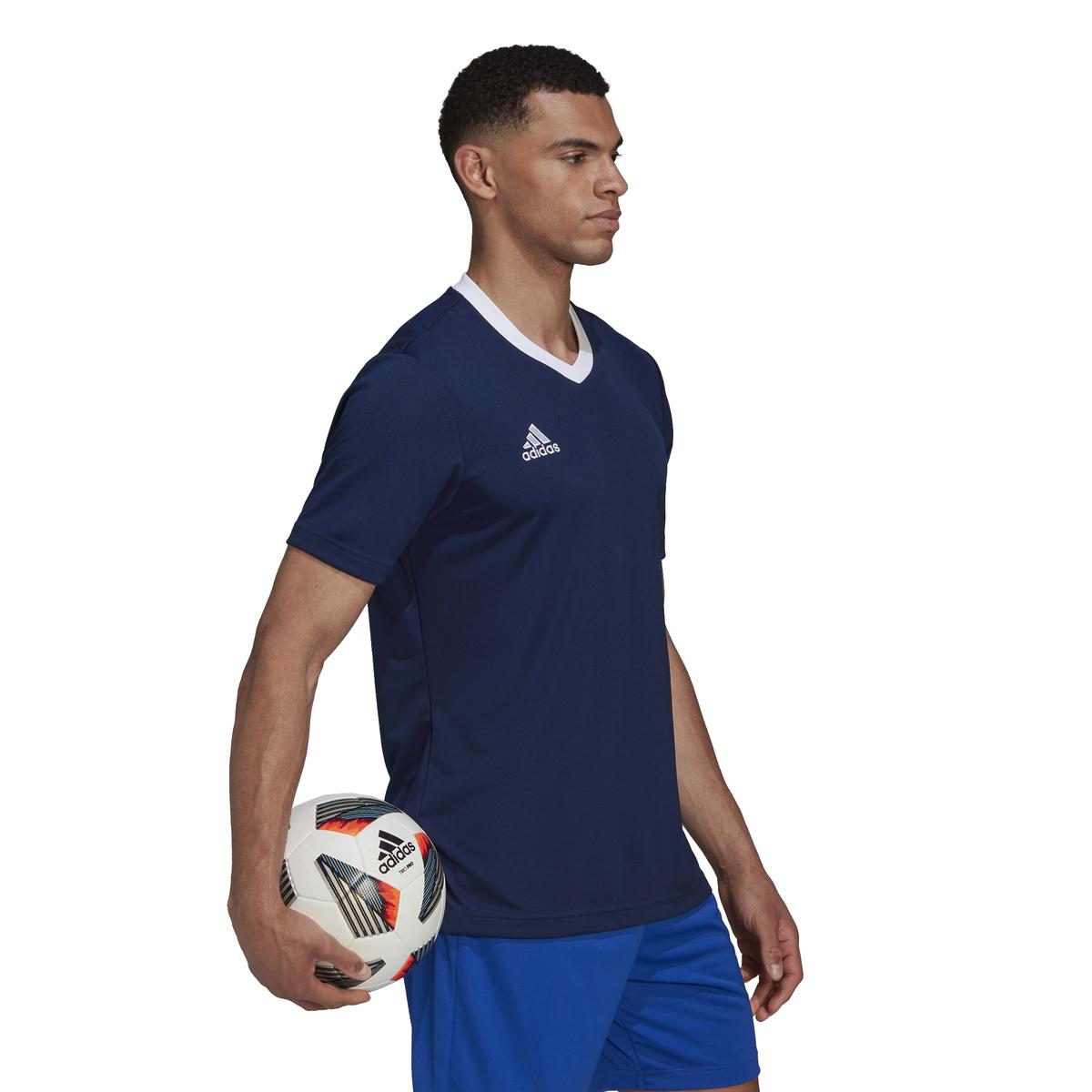 product/h/e/he1575_app_on-model_walking_white_1645109517.jpg