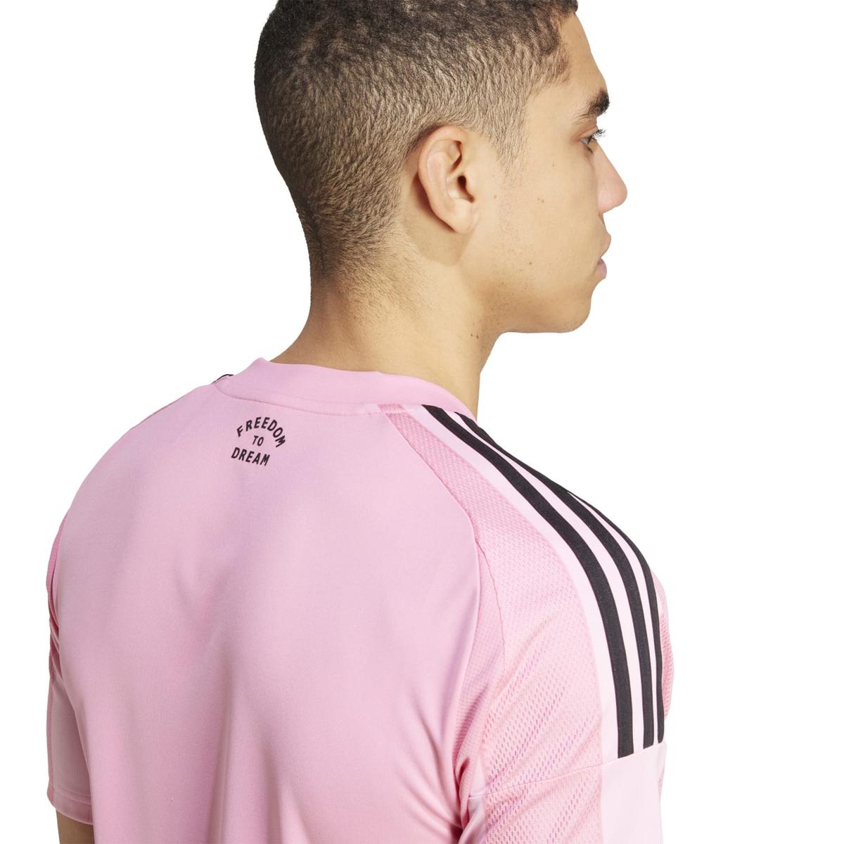 product/j/j/jj1392_8_apparel_on_model_detail_view_2_white.jpg