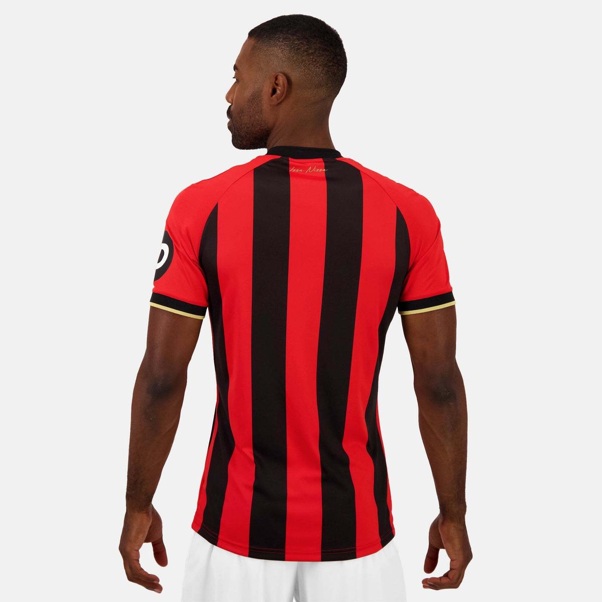 product/l/e/le-coq-sportif_2421886_red-n-black_8.jpg