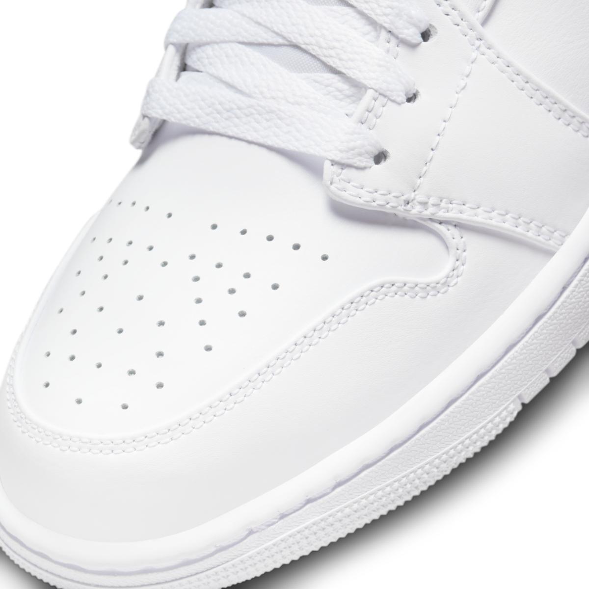 product/n/i/nike_554724-136-phsyd001.jpg