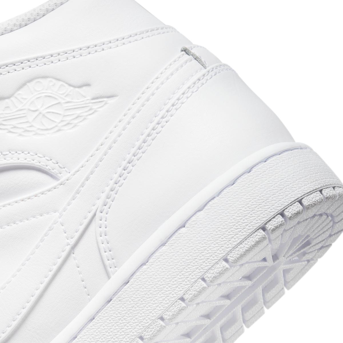 product/n/i/nike_554724-136-phsyd002.jpg